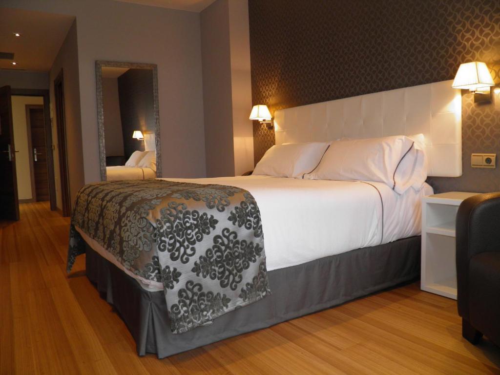 Atalaia Hotel Irun Luaran gambar